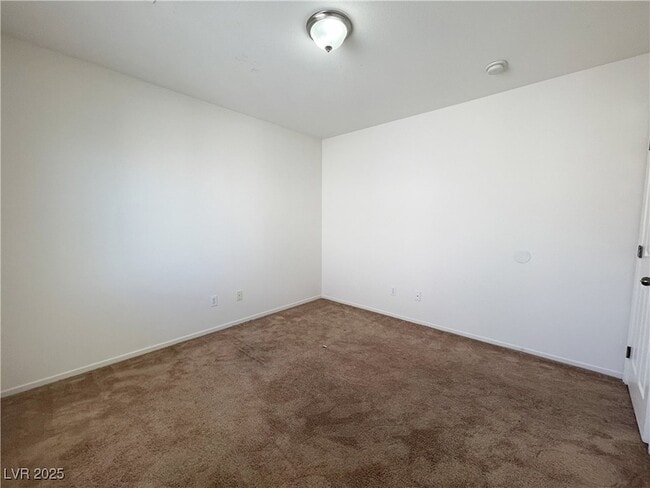 Building Photo - 1838 Versante Ave