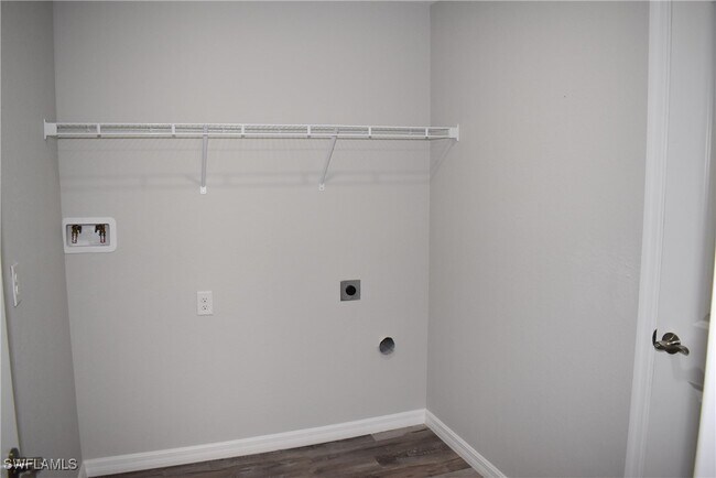 Building Photo - 2295 Saturday St