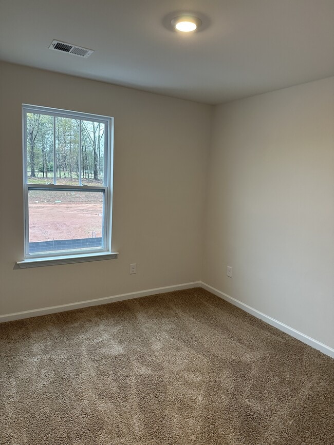 Building Photo - 1220 N Norwhich Ln