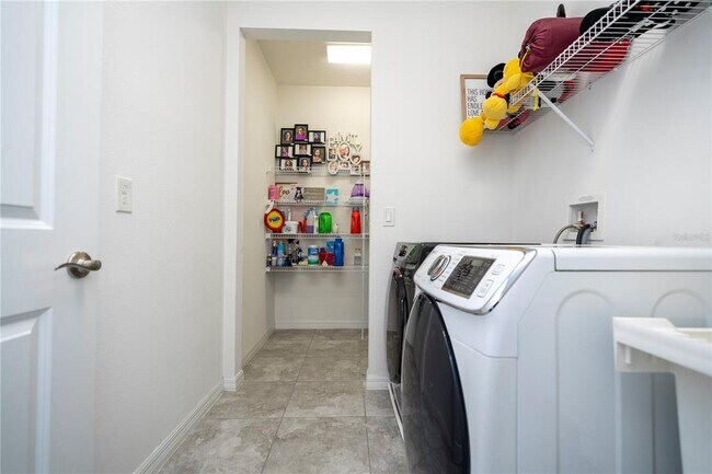 Building Photo - 10551 Petrillo Wy