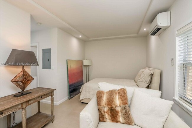 Building Photo - 2477 SW 22nd Terrace