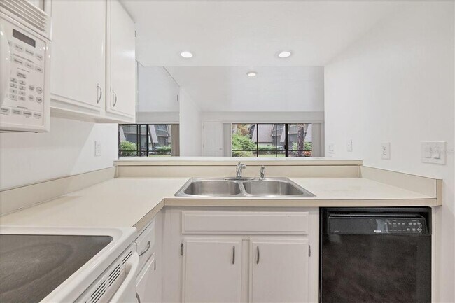 Building Photo - 4602 Ringwood Meadow