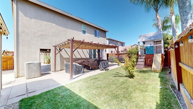 Building Photo - 5446 Antique Rose Way