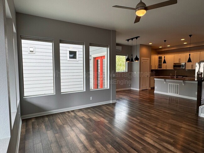 Building Photo - 6771 Larsh Dr