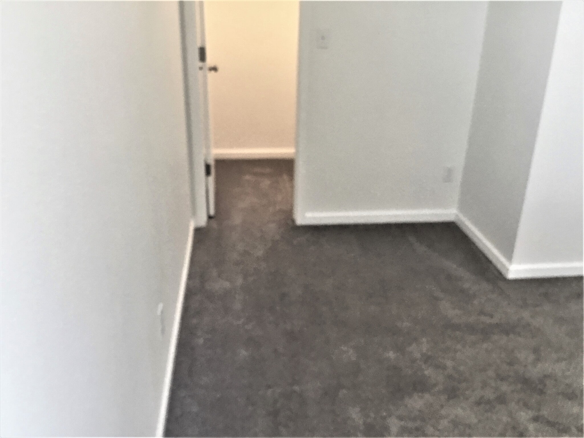 Building Photo - 10244 Shawna St NW