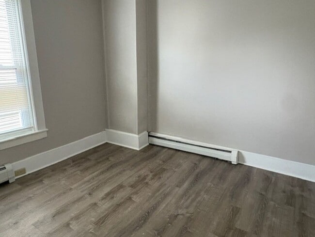 Building Photo - 28 Harrison St