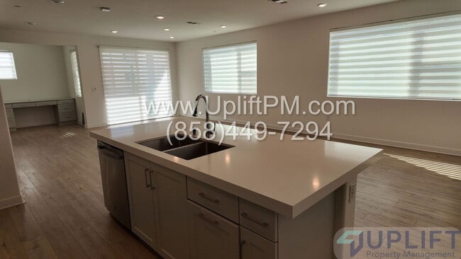 Building Photo - 1952 Infinity Ln