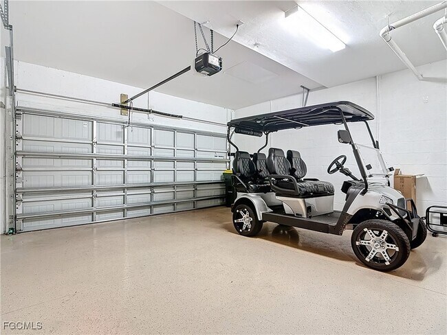 Building Photo - 15903 Grassland Ln