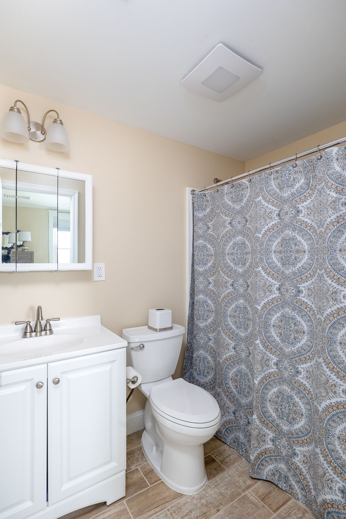 Building Photo - 1131 Callowhill St