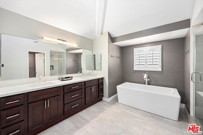 Building Photo - 1003 Muirfield Dr