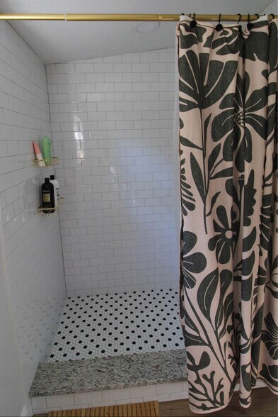 Building Photo - 2241 27th St S