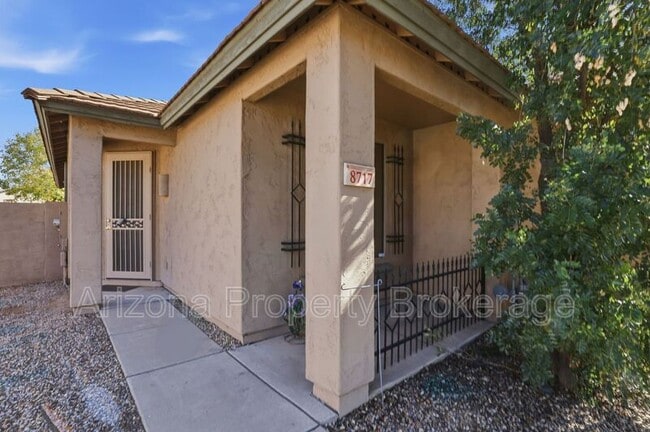 Building Photo - 8717 N 58th Ln