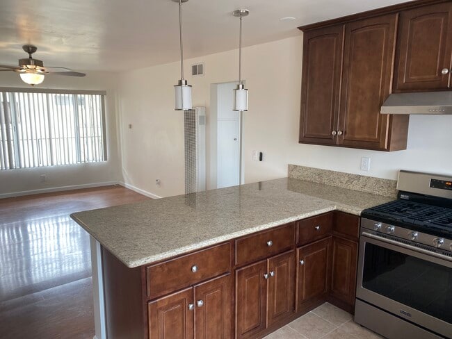 Building Photo - 3838 Chamoune Ave