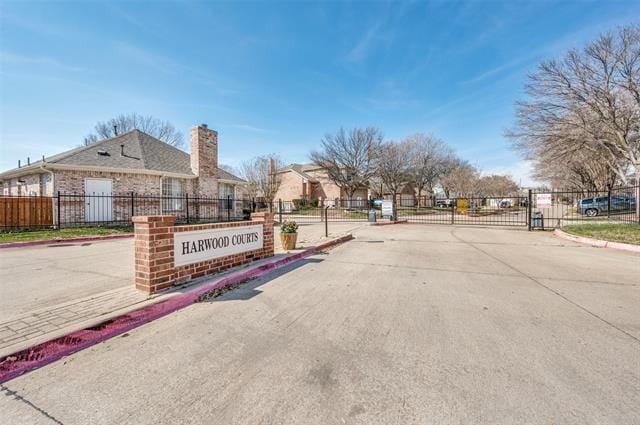 Building Photo - 402 Horse Shoe Dr