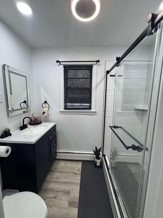 Building Photo - 230 Stonybrook Rd