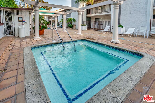 Building Photo - 26664 Seagull Way