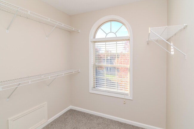 Building Photo - 188 Blue Heron Pl