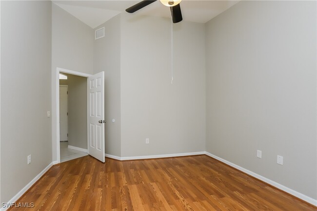 Building Photo - 4459 Glordano Ave