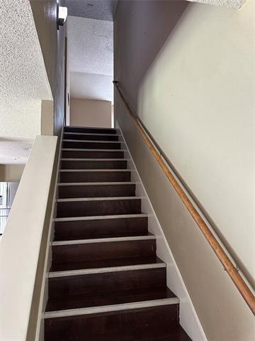 Building Photo - 6109 Cypress Dr