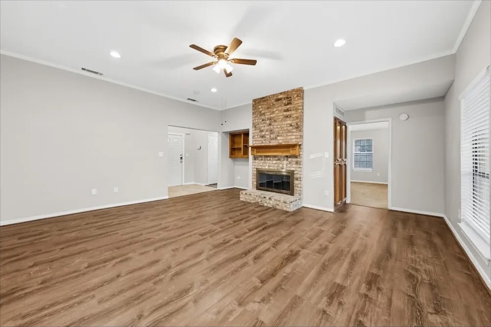 Building Photo - 203 Bowie St