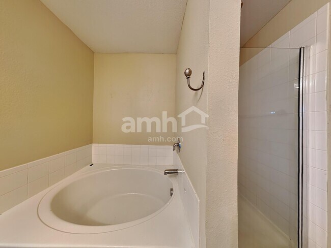 Building Photo - 1408 Eagles Nest Trail