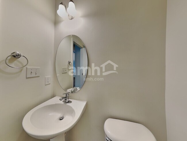 Building Photo - 3204 Neuse Crossing Dr