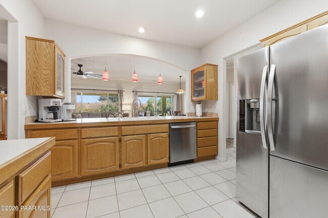 Building Photo - 5775 Goldenrod Way