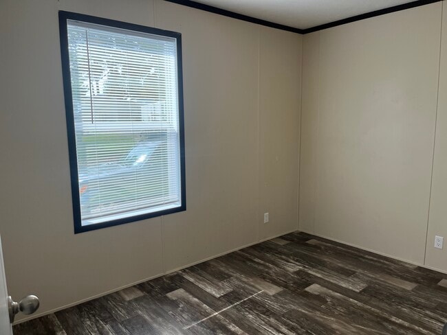 Building Photo - 20 Canary Hill Dr