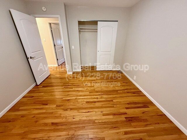 Building Photo - 12 Queensbrook Pl