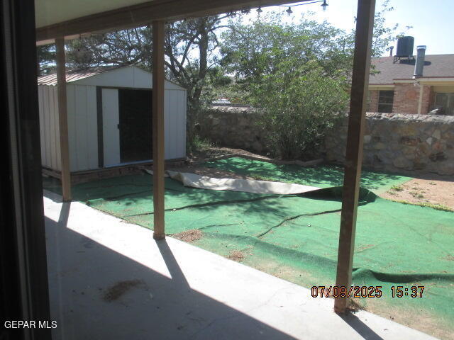 Building Photo - 231 Flynn Dr