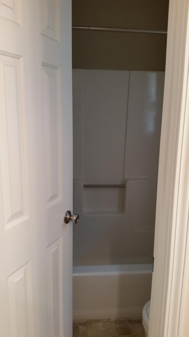 Building Photo - 1200 Black Walnut Ct