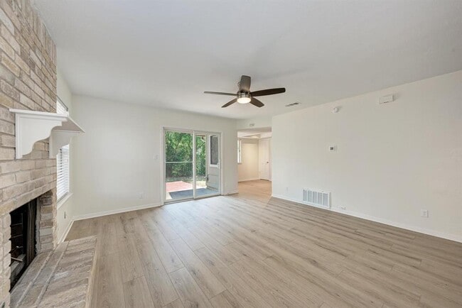 Building Photo - 1501 Terrapin Ct