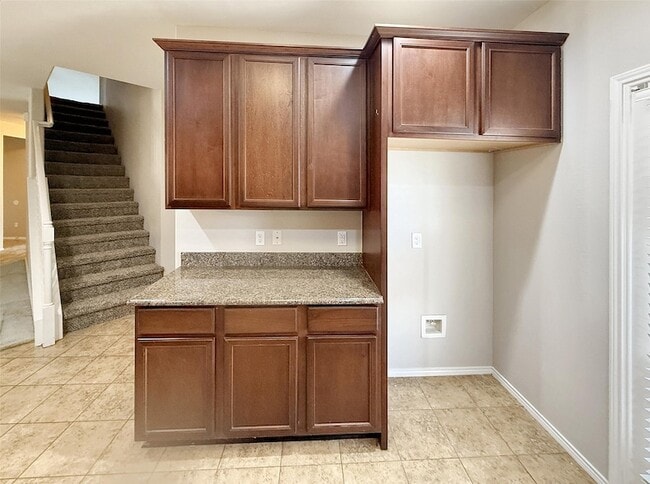 Building Photo - 8912 Cranston Ct