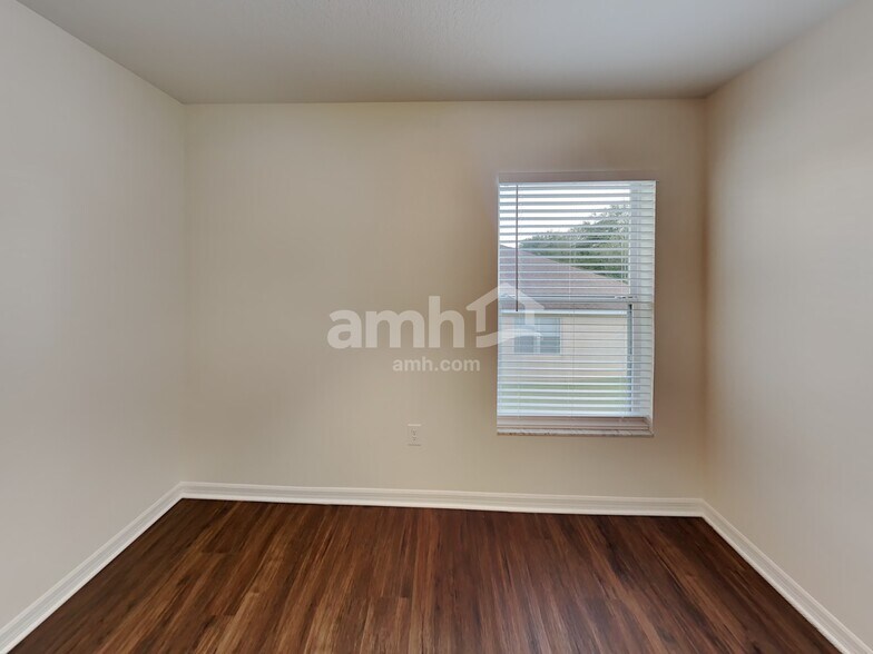 Building Photo - 5803 Sweet William Terrace