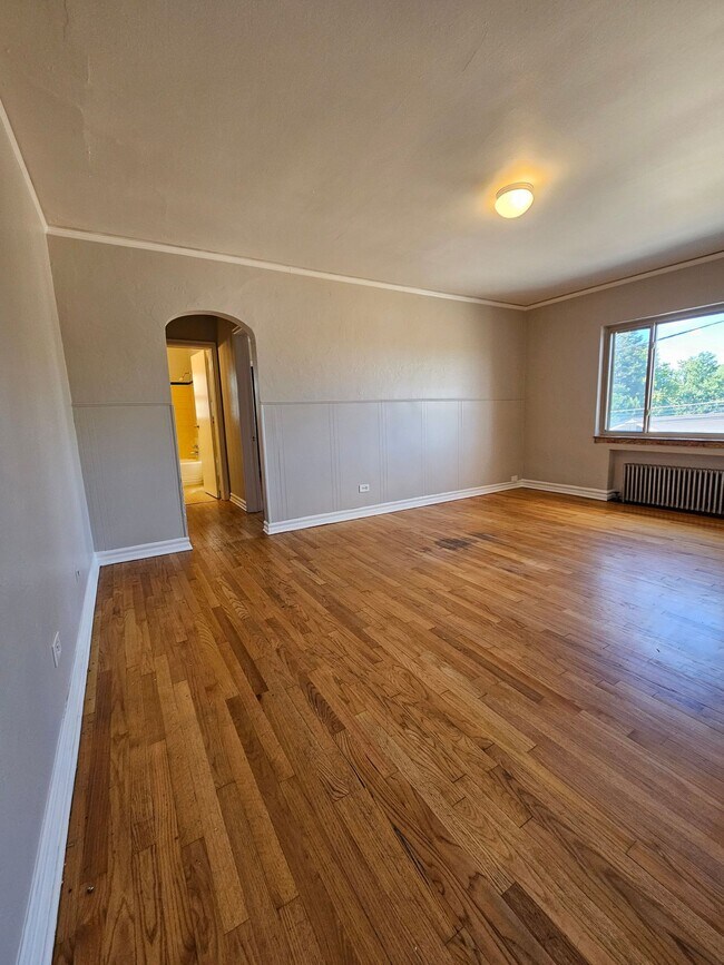 Building Photo - Lovely One Bedroom Apartment - Conveniently Located!