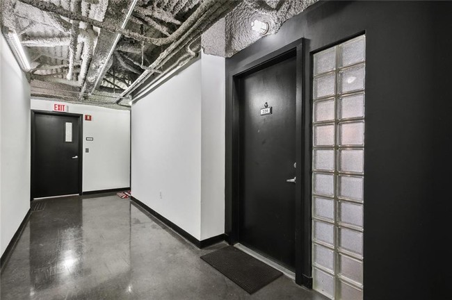Building Photo - 3110 Thomas Ave