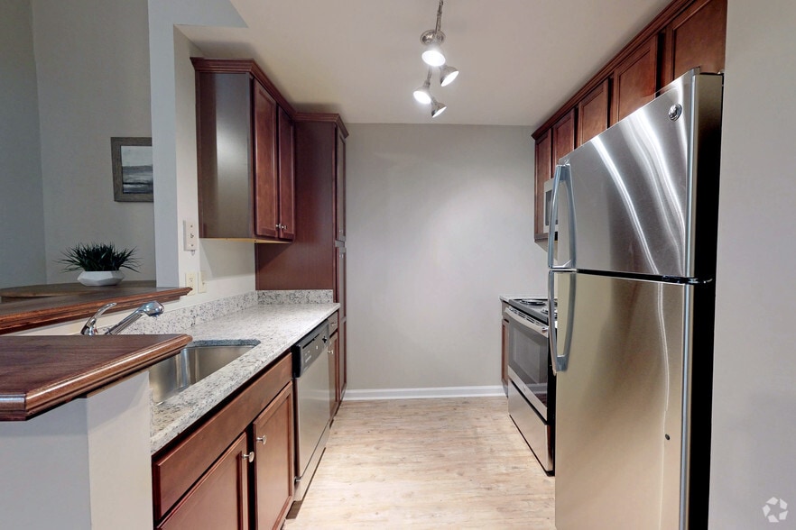Interior Photo - Magnolia 61