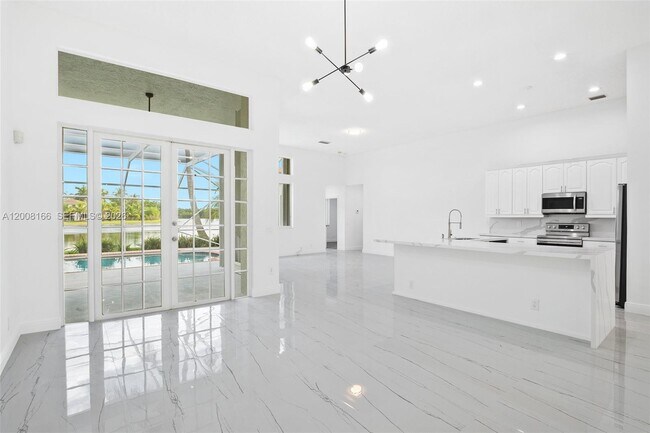 Building Photo - 646 Heritage Dr