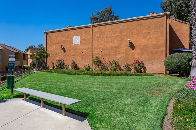 Building Photo - Cute Condo at Mission Trails Villas!