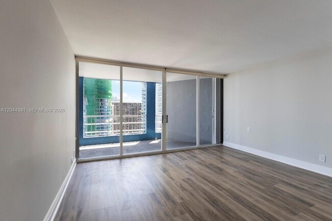 Building Photo - 1627 Brickell Ave