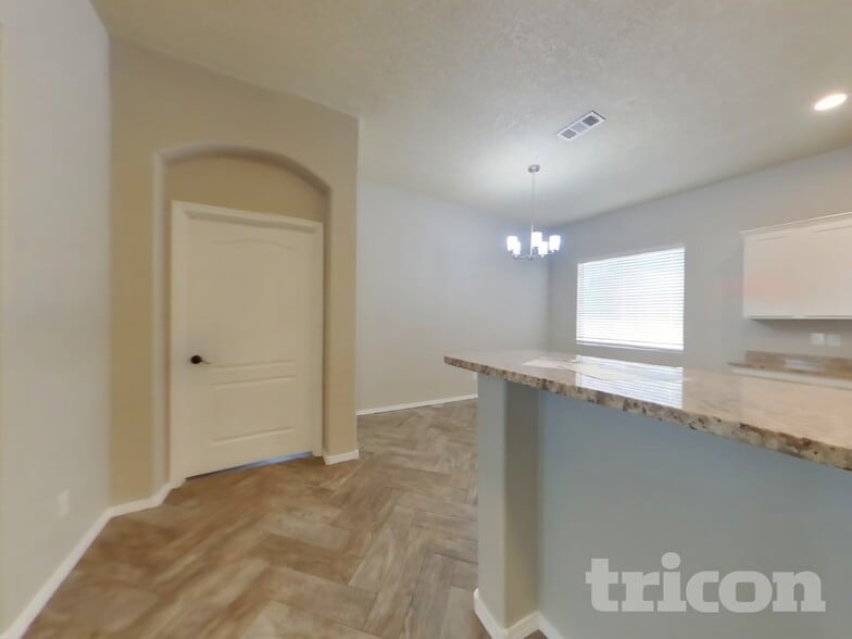 Building Photo - 8316 Mesa Top Rd NW