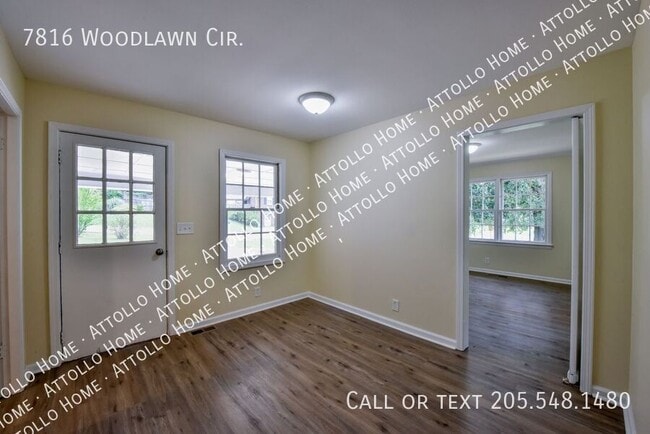 Building Photo - 7816 Woodlawn Cir