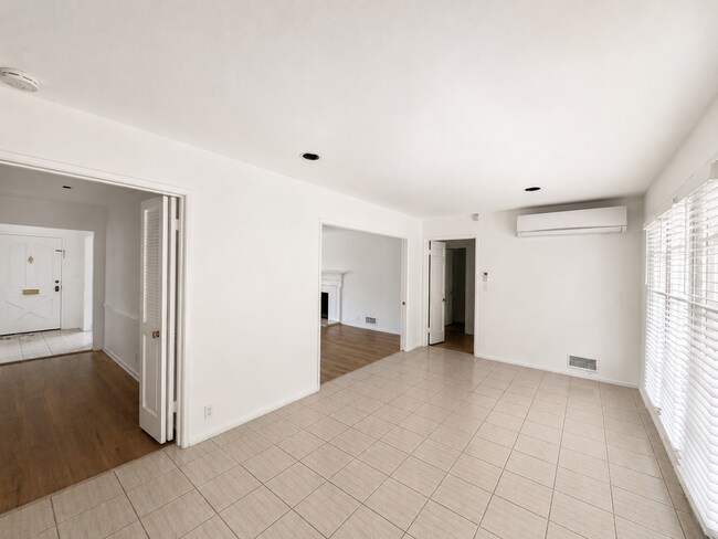 Building Photo - Experience Spacious and Upgraded Living in this 4BD / 3BA San Marino Home with a Private Pool!