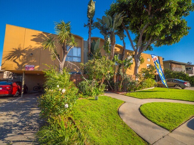 Building Photo - 2010 S. Garth Ave.