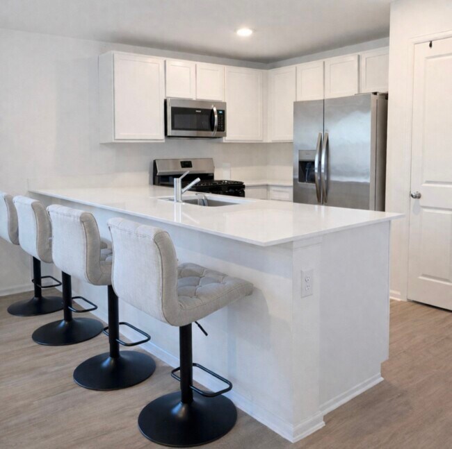 Building Photo - 9018 Burnet Bay Ct