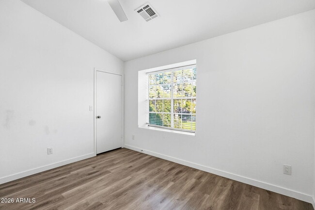 Building Photo - 18804 N 33rd Dr