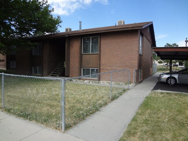 Primary Photo - 4642 S Arlington Park Dr