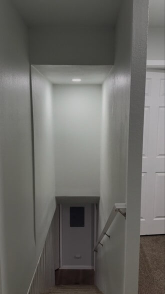 Building Photo - 711 E Mountain Ash Loop