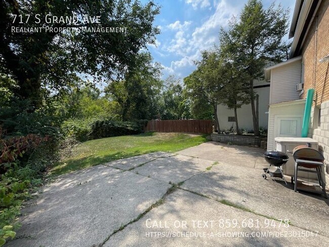 Building Photo - Highly desired Ft Thomas Community has a h...