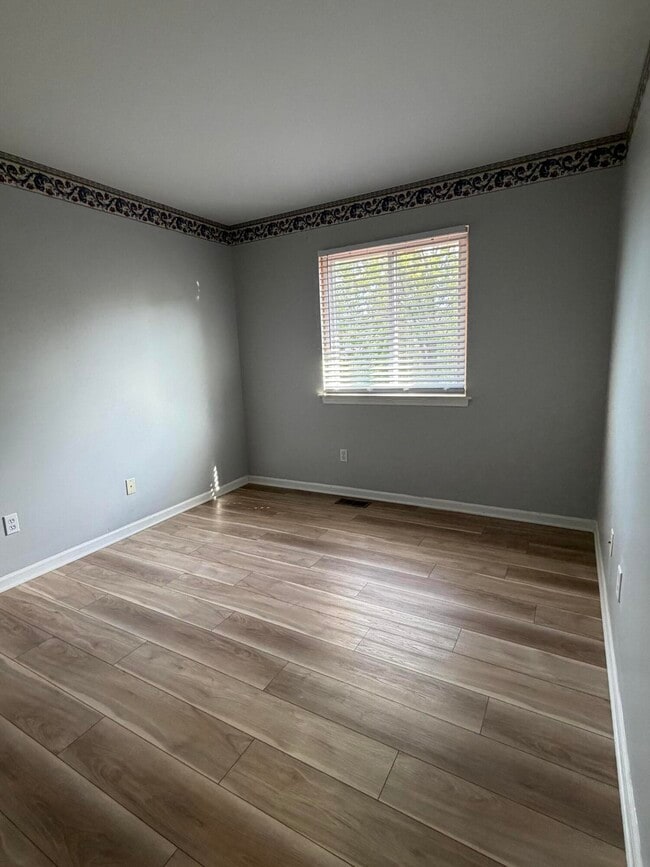 Building Photo - 4101 Rolling Meadow Ln